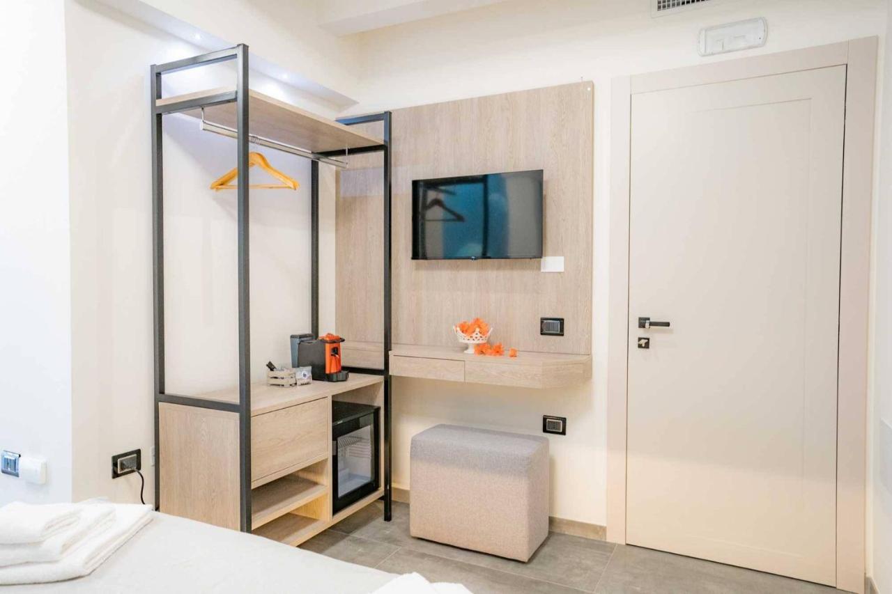 Carizza Rooms Pozzallo Exterior photo